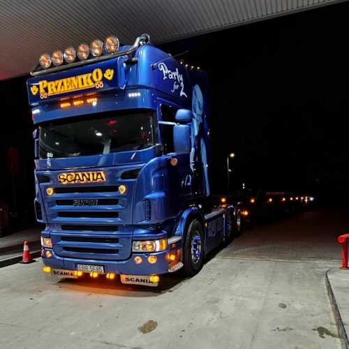 podświetlany napis scania na maske