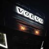 volvo podświetlany napis