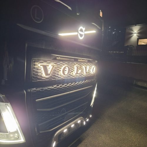 volvo-logo