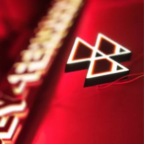Logo Massey Ferguson illuminé