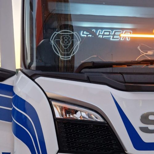 tabliczka narożnikowa scania v8